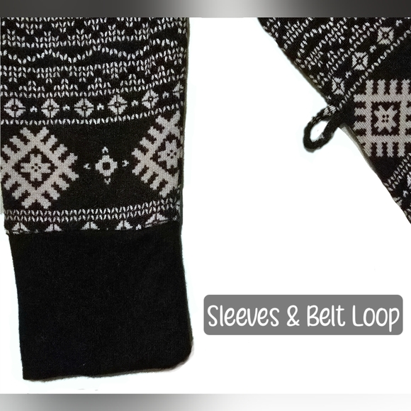 🟢No Boundaries Christmas Snowflake Aztec Print Sweater Dress Size Small Black - Picture 4 of 9